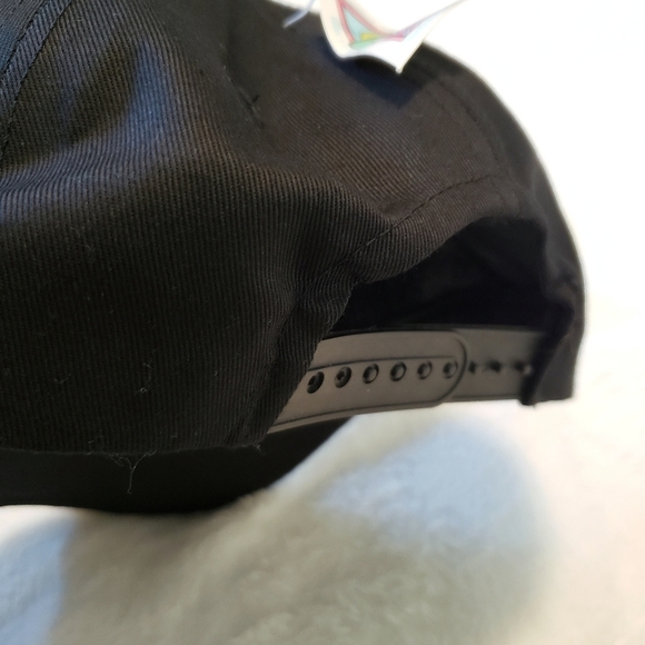 Vintage NWT Snapback Ball Cap Skagway Brewing Co. Black and Gold - Picture 4 of 7